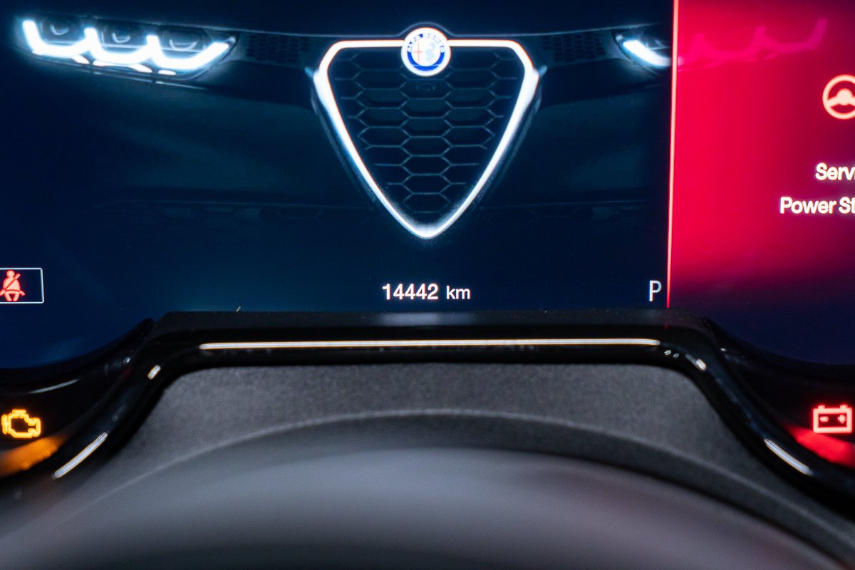 2024 Alfa Romeo Tonale VELOCE PHEV TOIT OUVRANT ACTIVE ASSIST Red Montreal - photo #18