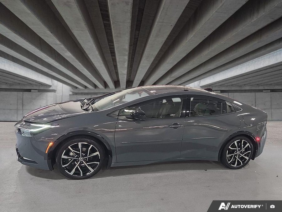 2025 Toyota Prius Plug-In Hybrid 2025 Guardian Gray