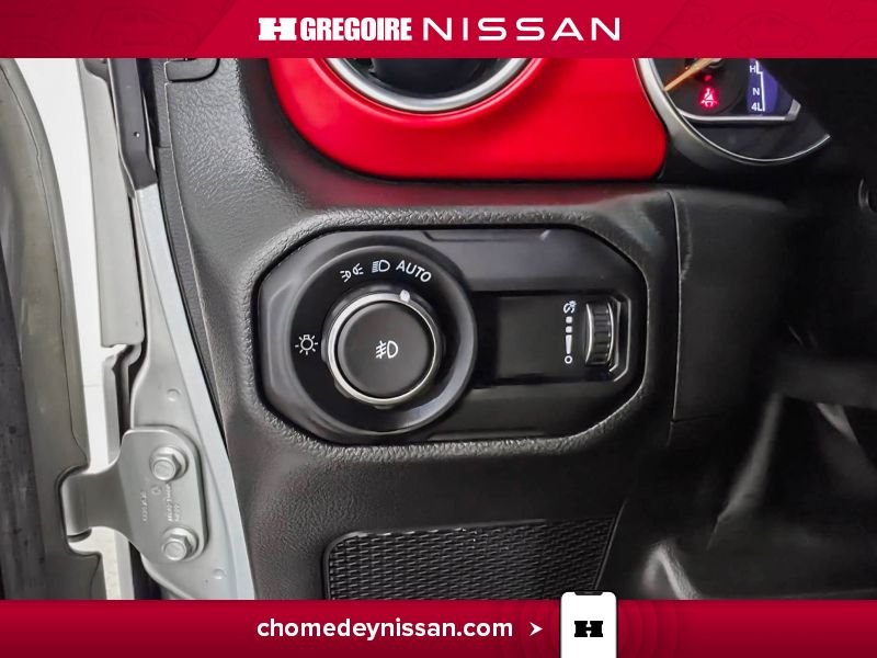 Jeep Wrangler 2023 Argent Blainville - photo #14