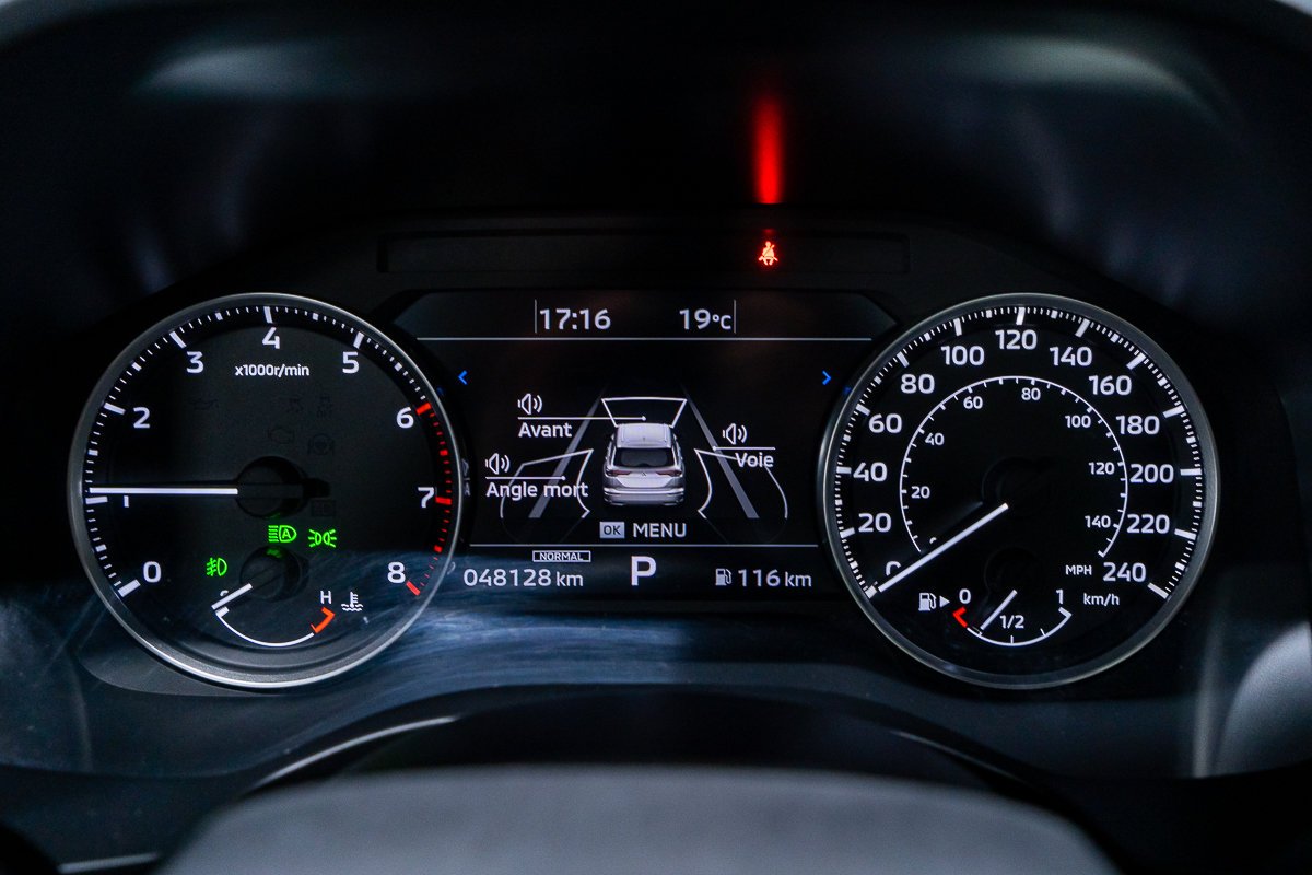 2024 Mitsubishi Outlander ES S-AWC Grey Montreal - photo #16