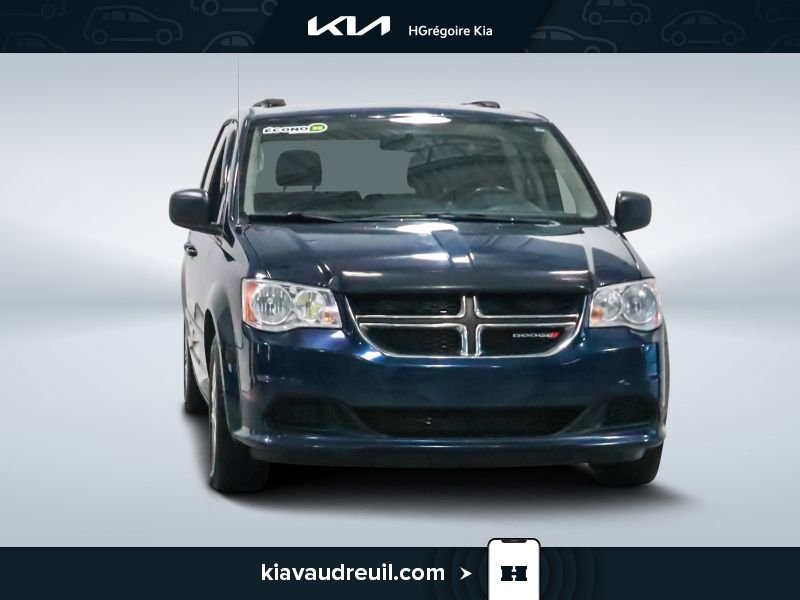 2017 Dodge GR Caravan SXT Blue