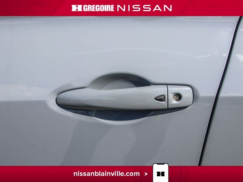 2024 Nissan Kicks Grey Blainville - photo #25