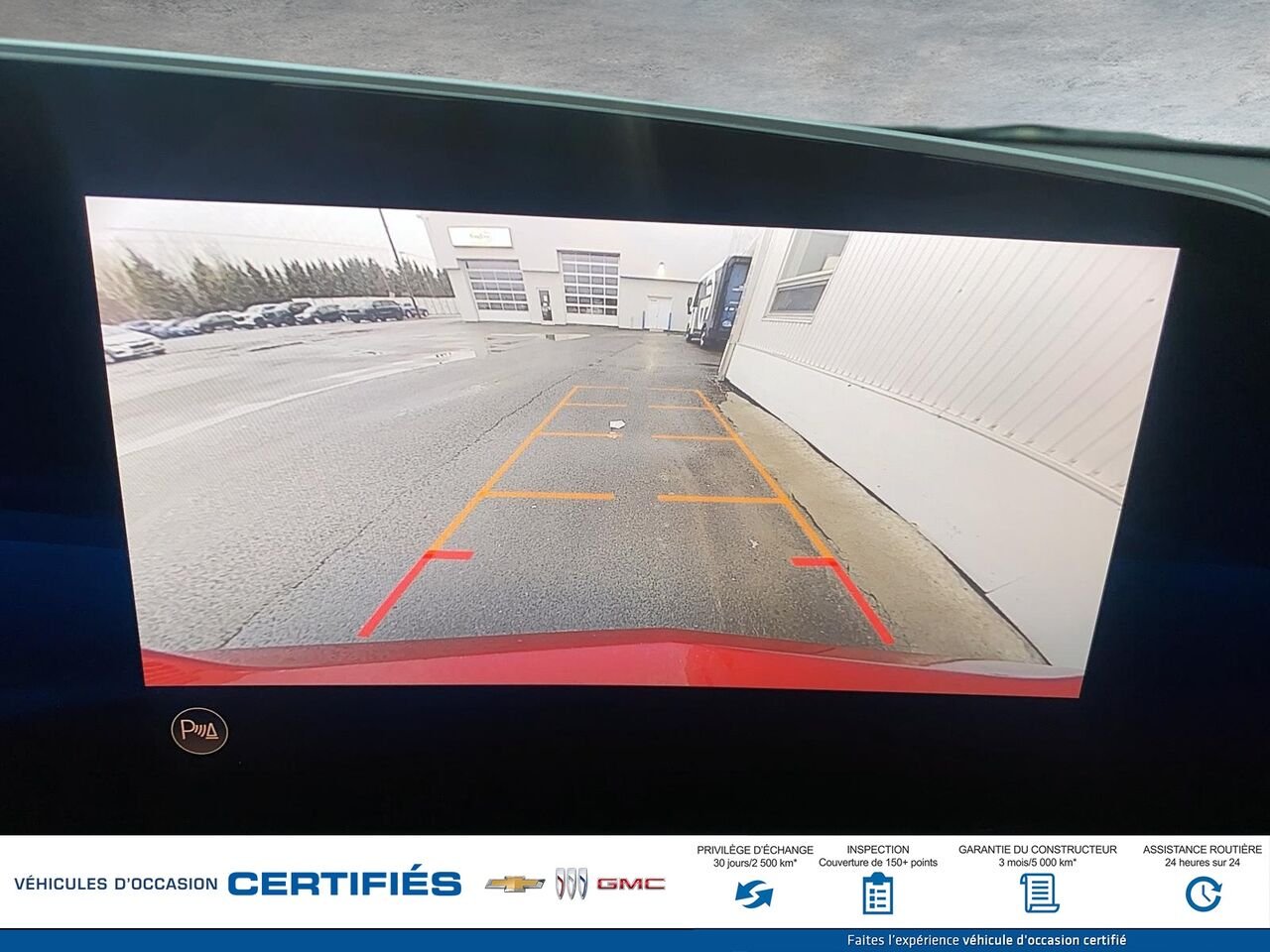 2024 CADILLAC XT4 SPORT Traction intégrale, 4 portes Sport Red Montmagny - photo #16