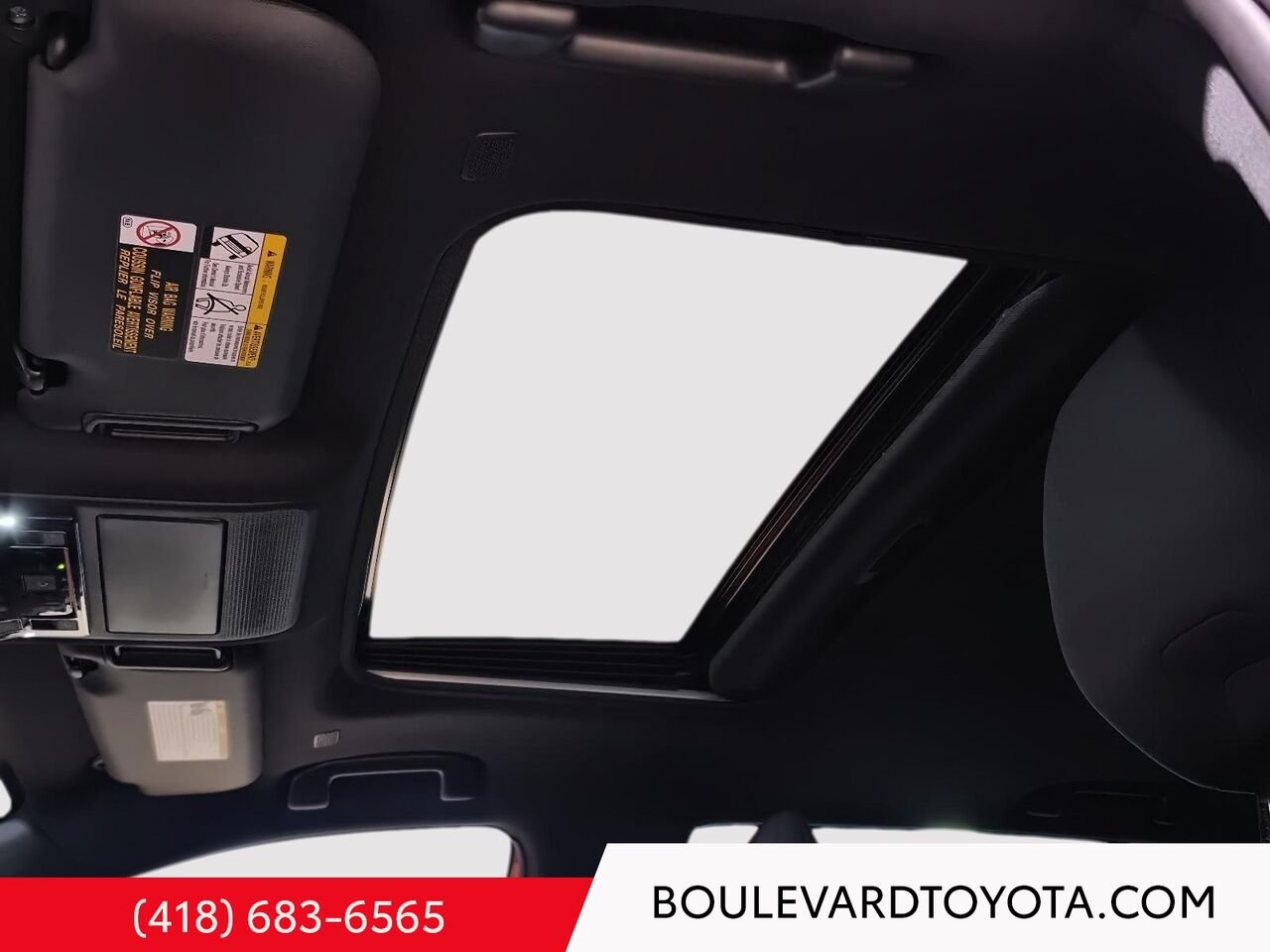 2026 Toyota RAV4 PRIME 550016-45 | SE PHEV, AWD Brown Québec - photo #10