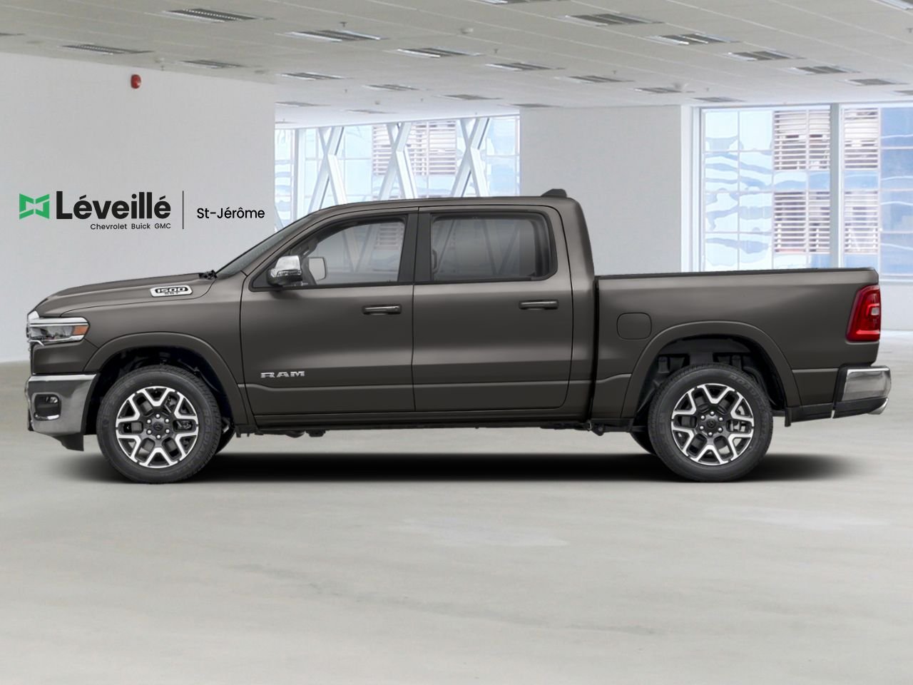 RAM 1500 LARAMIE 2026 Cristal granit métallisé Saint-Jérôme - photo #1