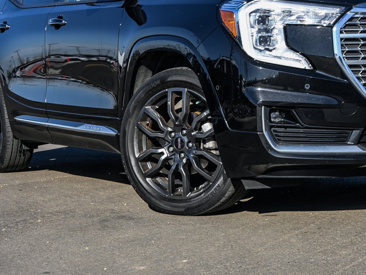 2022 GMC Terrain AWD 4dr Denali Black Sherwood Park - photo #5