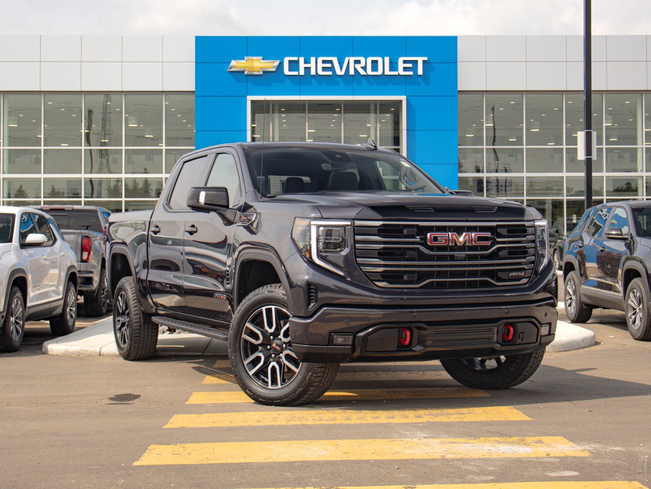 2025 GMC Sierra 1500 4WD Crew Cab 147 AT4 Grey Sherwood Park - photo #1