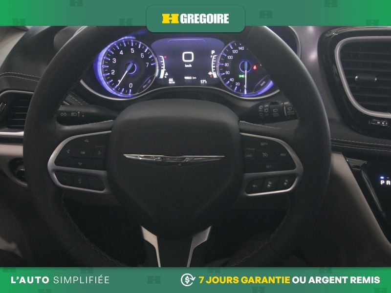 2023 Chrysler Pacifica White Blainville - photo #41