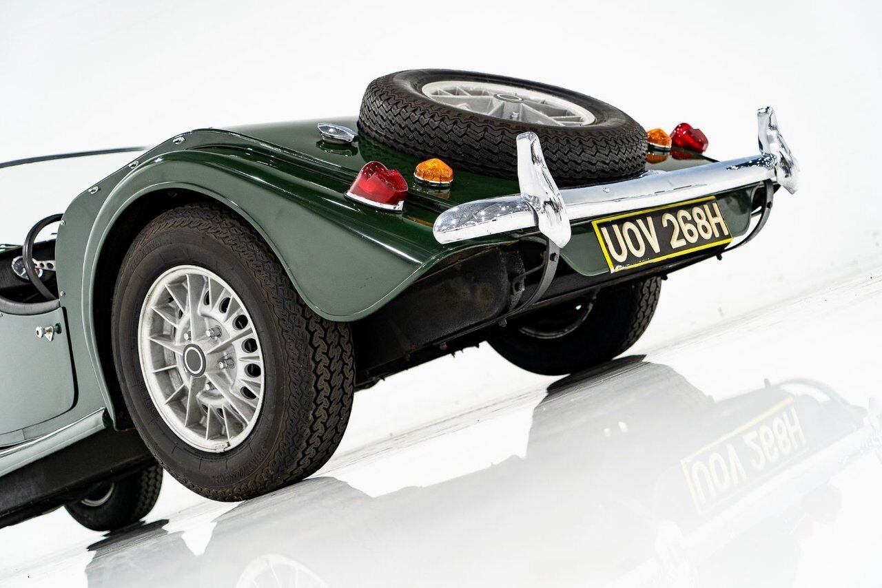Morgan Plus 8 Unrestored with only 7137km (4435miles) | PRIX EN USD 1970 Vert Montréal - photo #72