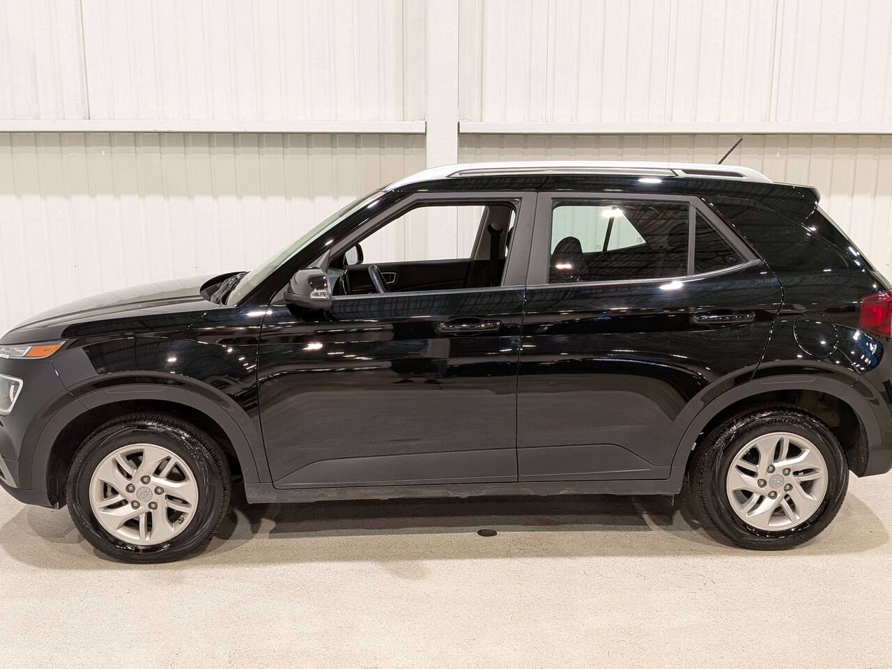 2026 Hyundai Venue Preferred IVT Black Val-David - photo #4