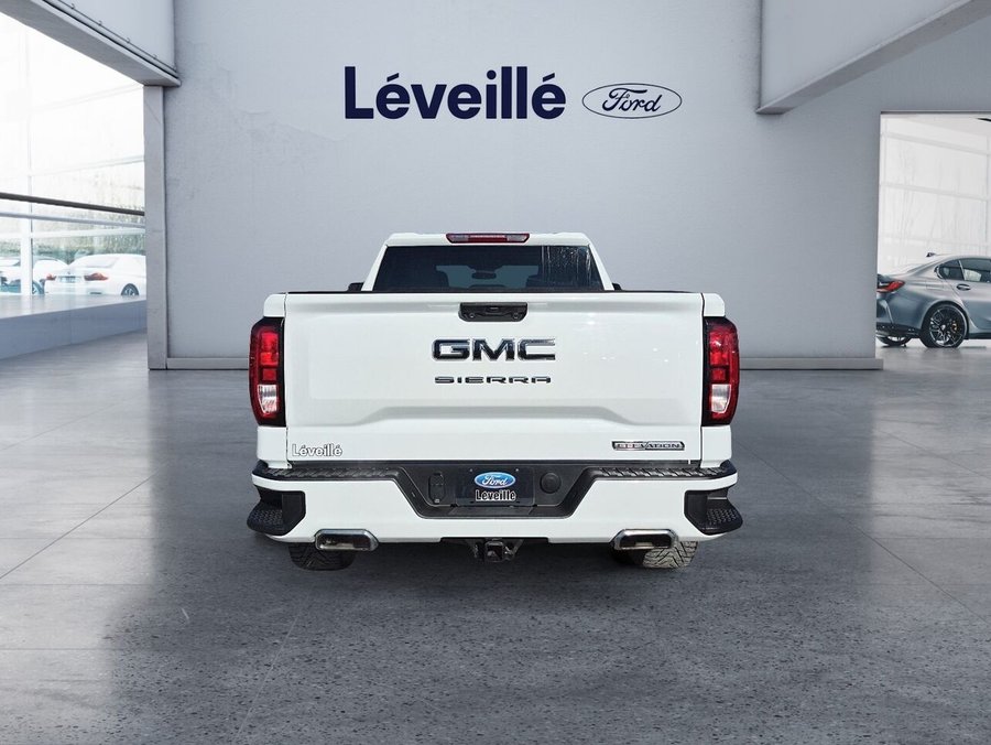 GMC Sierra 1500 Elevation 5.3L ** GR. PROTECTION ** GROS MIRROIRS ** 157 po 2023 Blanc