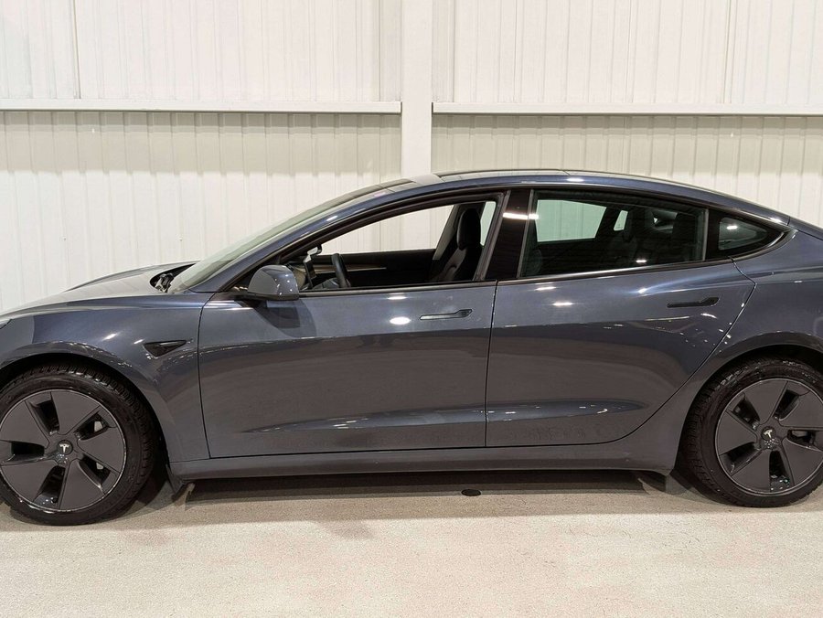 Tesla Model 3 Standard Range RWD *Ltd Avail* 2022 Gris
