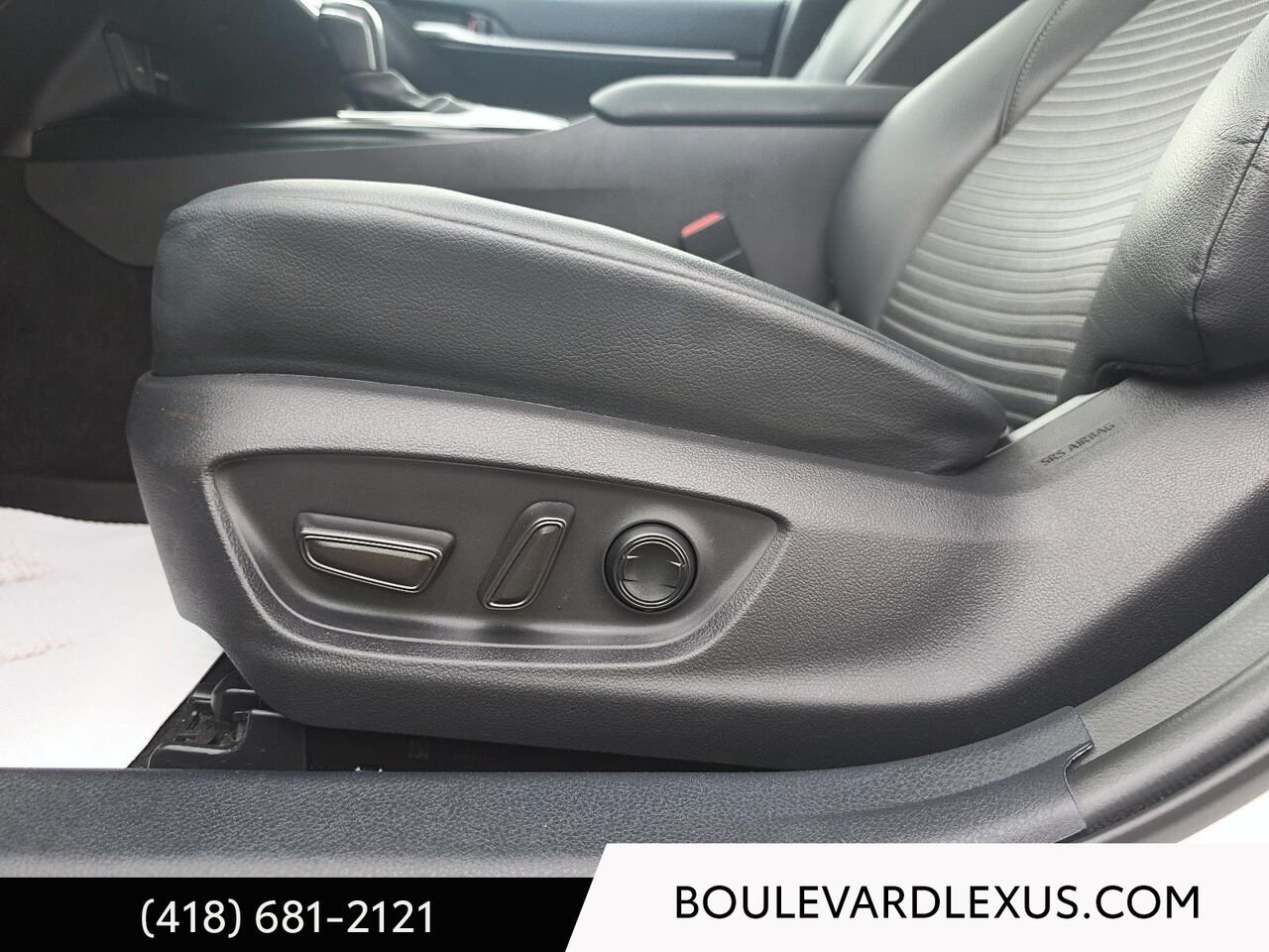 2020 Toyota Camry 19936A | SE hybride BA White Quebec - photo #9