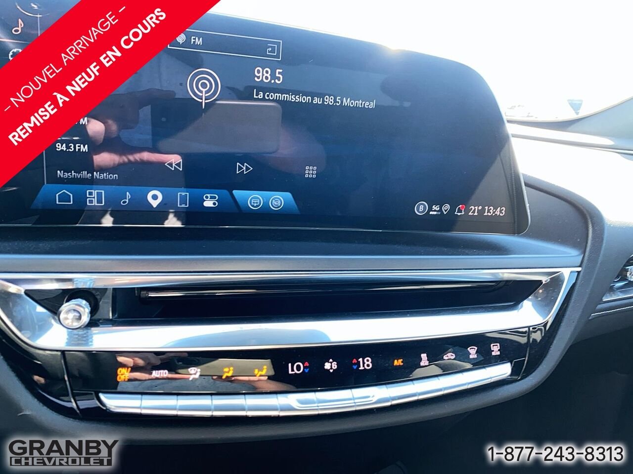 2024 Cadillac LYRIQ Tech 4 portes avec 1SA | G3888 Red Granby - photo #15
