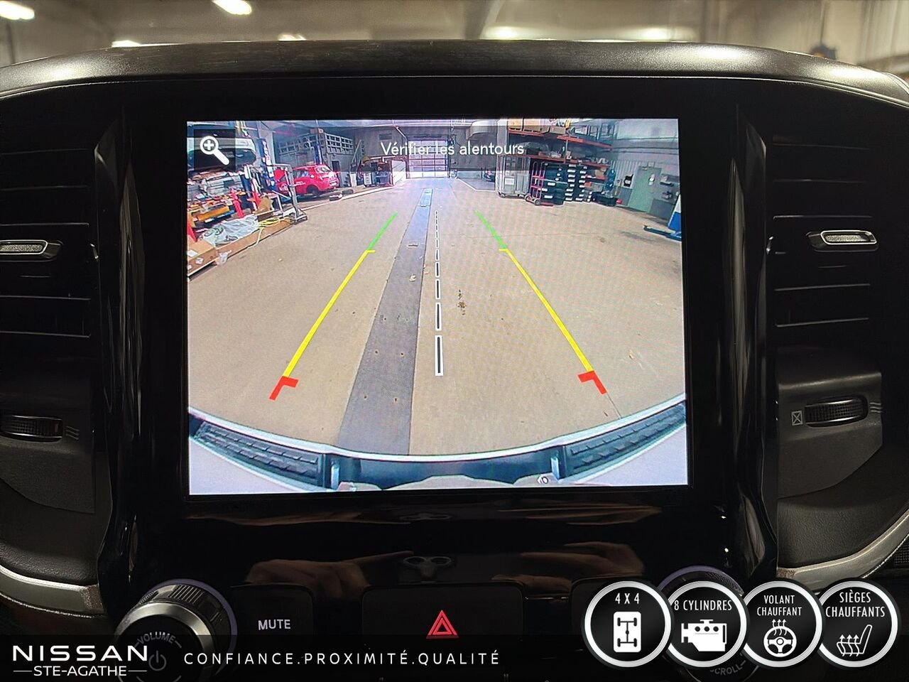 2020 Ram 1500 BIG HORN QUAD CAB 4X4 | V8 HEMI ETORQUE | APPLE CARPLAY | ATTELAGE DE REMORQUAGE White Saint-Jérôme - photo #20