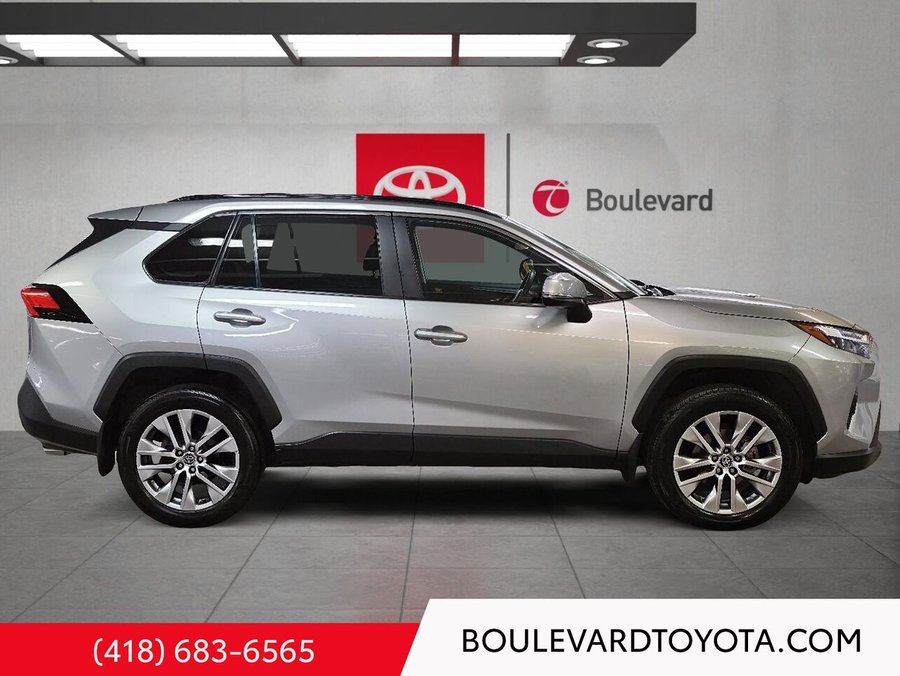 Toyota RAV4 XLE, AWD, GROUPE PREMIUM 2022 Gris