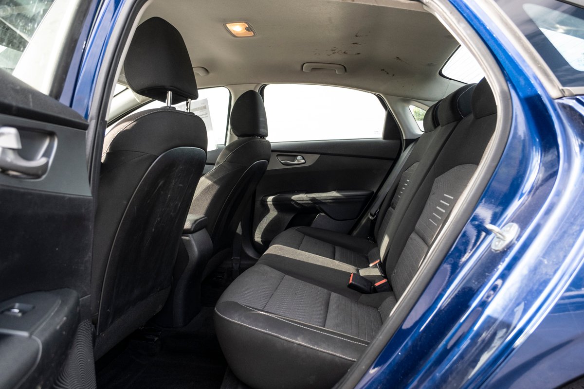 2020 Kia Forte Blue Gatineau - photo #18