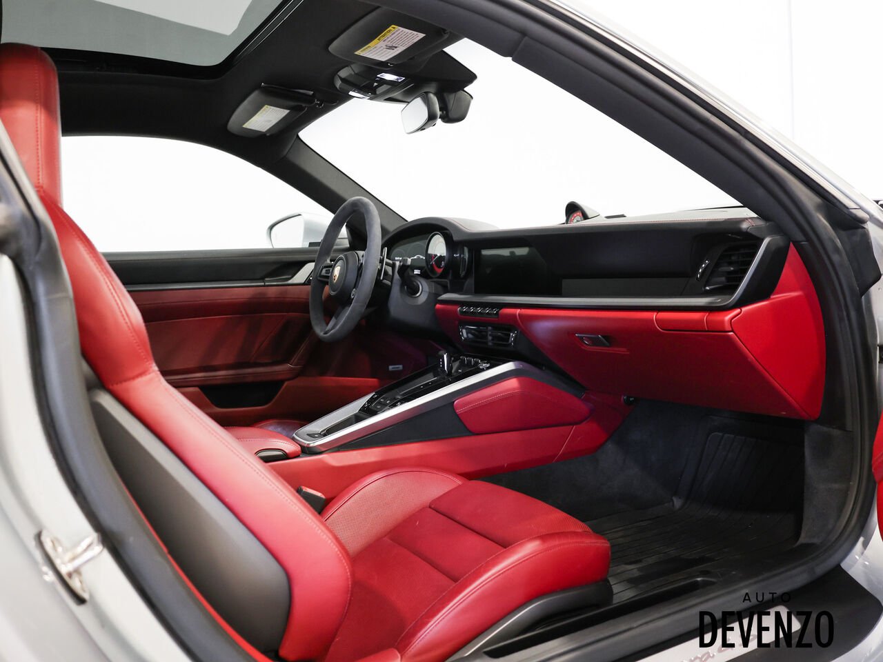 2020 Porsche 911 Silver Saint-Eustache - photo #7