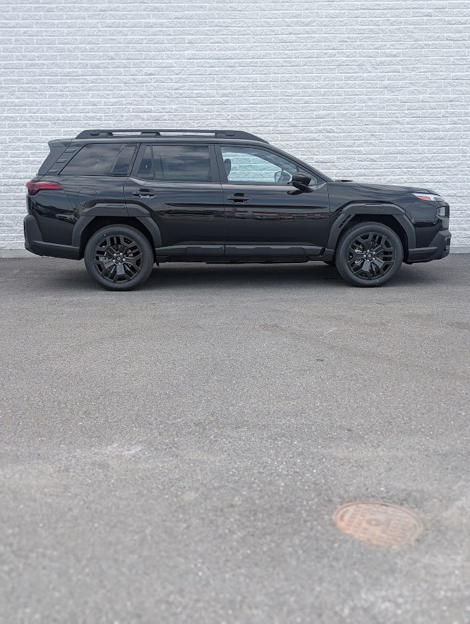 SUBARU Outback LIMITED XT 2026 Cristal noir silice Saint-Hyacinthe - photo #2