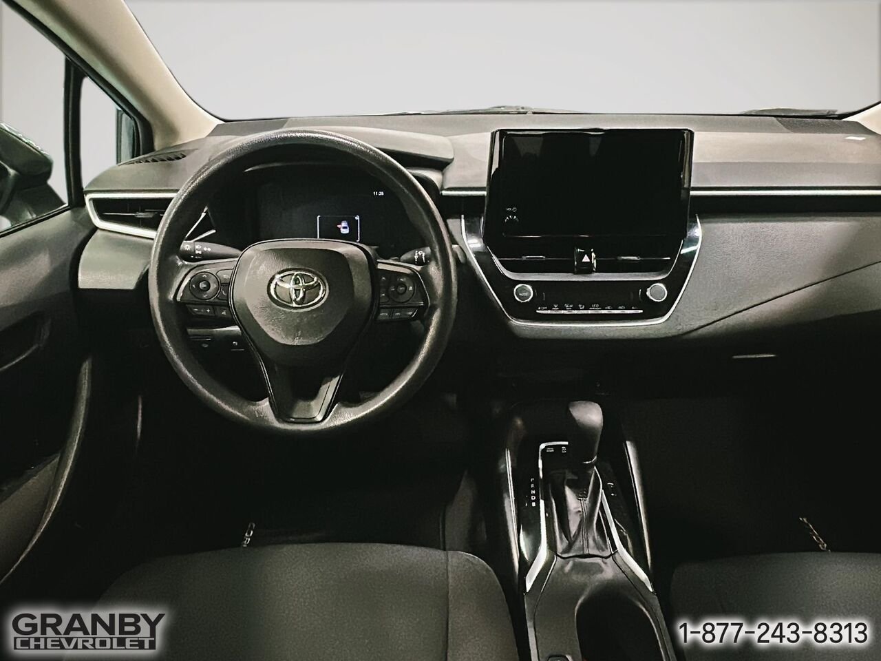 Toyota Corolla hybride LE CVT | 26-0882A 2023 Bleu Granby - photo #12