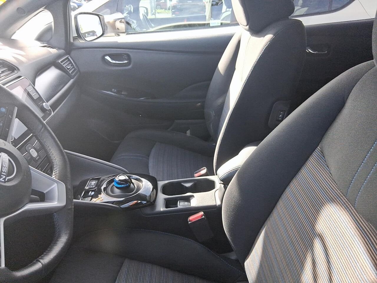Nissan LEAF SV PLUS 2024 Blanc Québec - photo #2