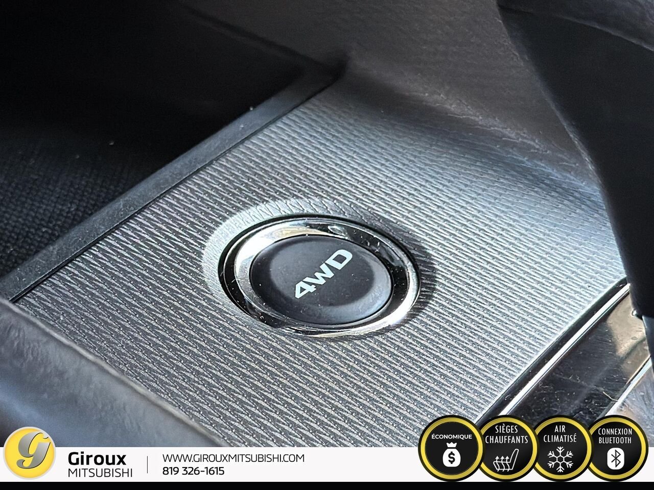 2023 MITSUBISHI RVR Blue Sainte-Agathe-des-Monts - photo #14
