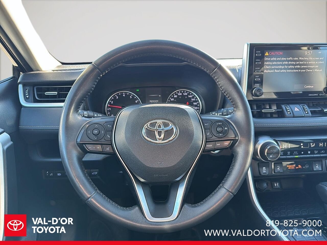 Toyota RAV4 XLE premium cuir TI awd 2019 Noir Val-d'Or - photo #10