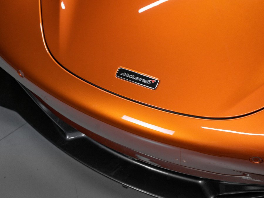 2018 McLaren 720S 2018 Blue