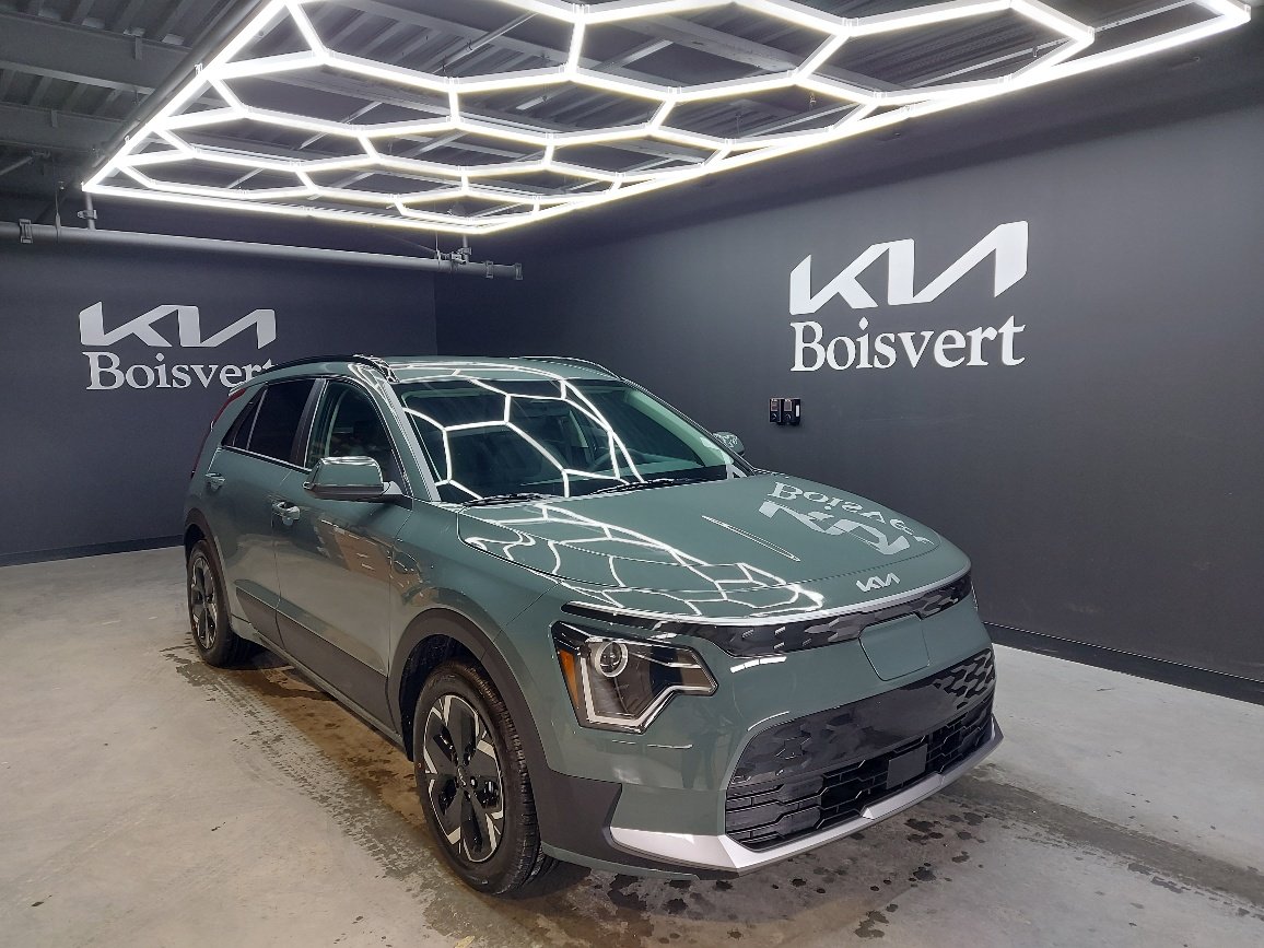 Kia Niro électrique 2026 Vert paysage urbain Blainville - photo #0