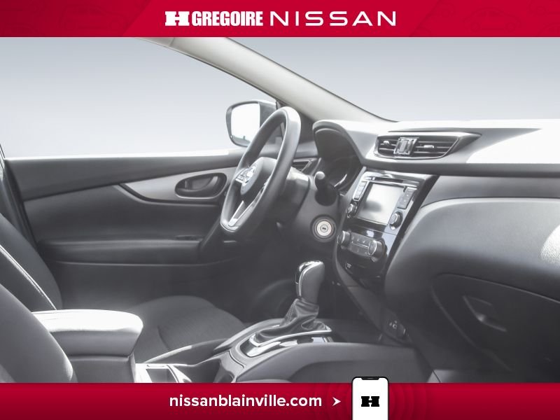 Nissan Qashqai 2023 Blanc Laval - photo #22