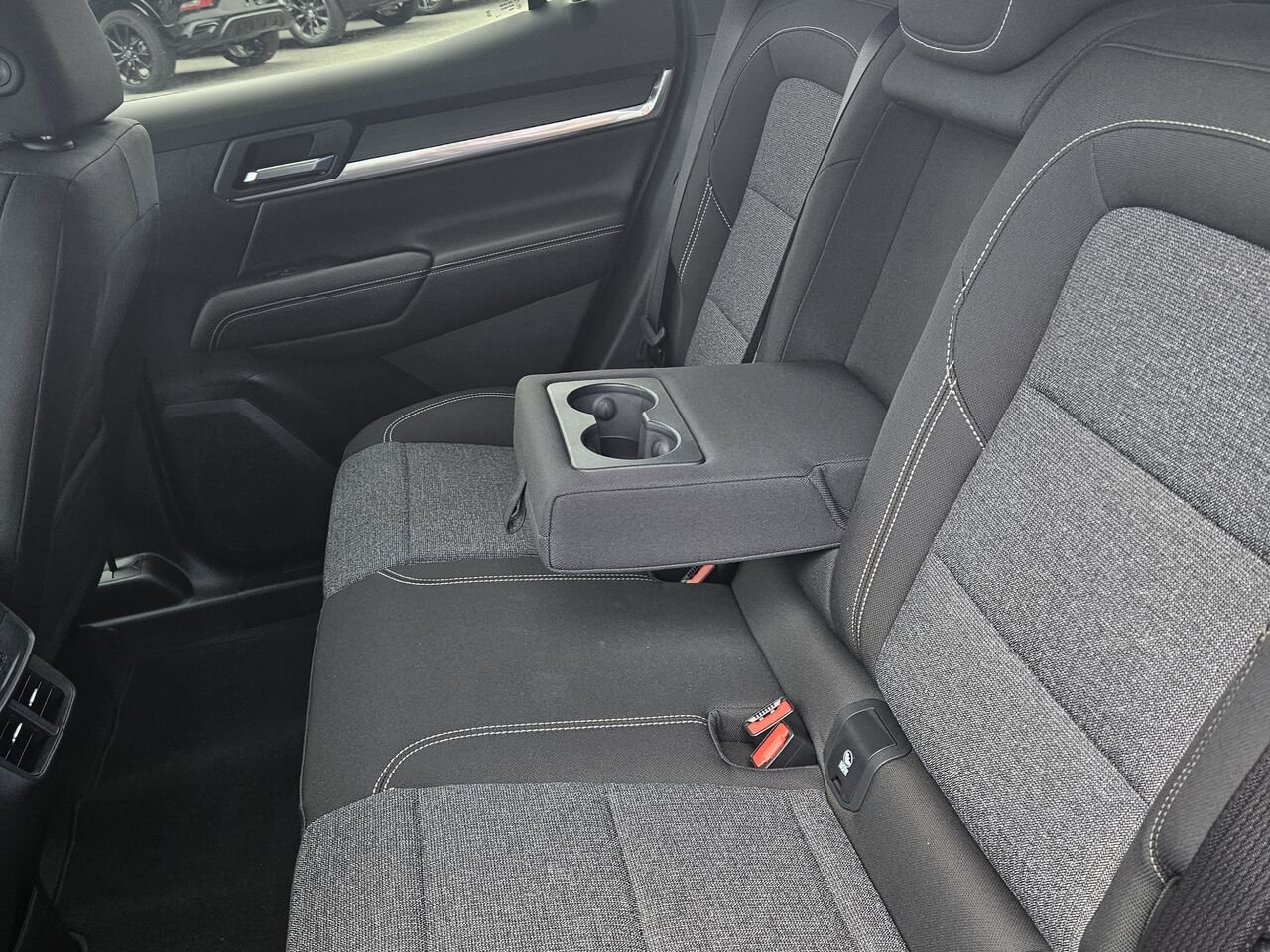 GMC Terrain Élévation 4 portes TI 2026 Argent métallisé Thetford Mines - photo #13