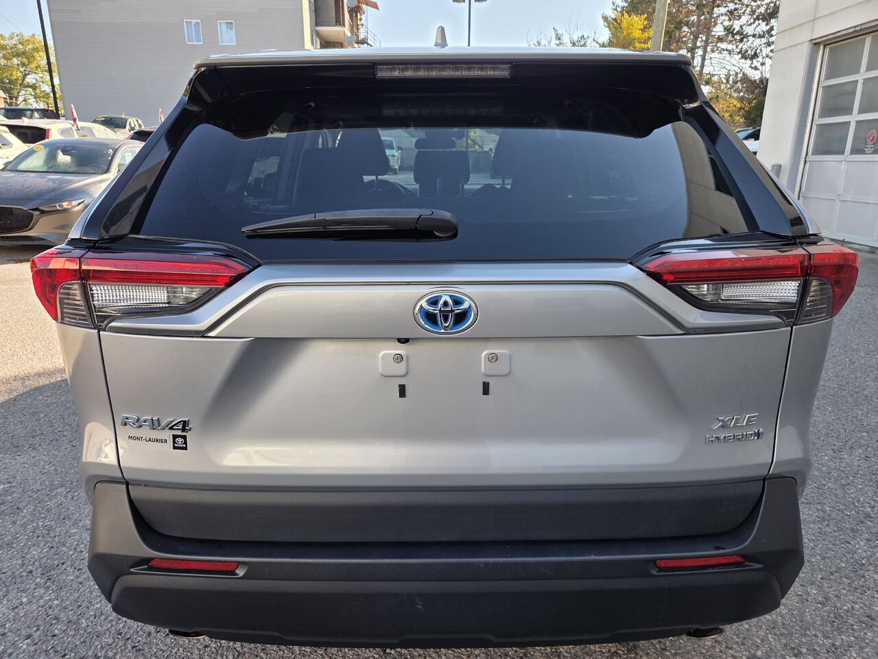 2023 Toyota RAV4 XLE HYBRIDE Silver  - photo #5