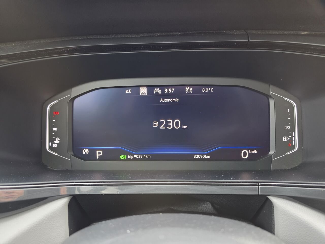 Volkswagen Taos Highline 4Motion 2024 Gris Mont-Laurier - photo #27