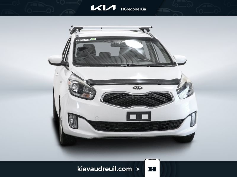2014 Kia Rondo White Laval - photo #0