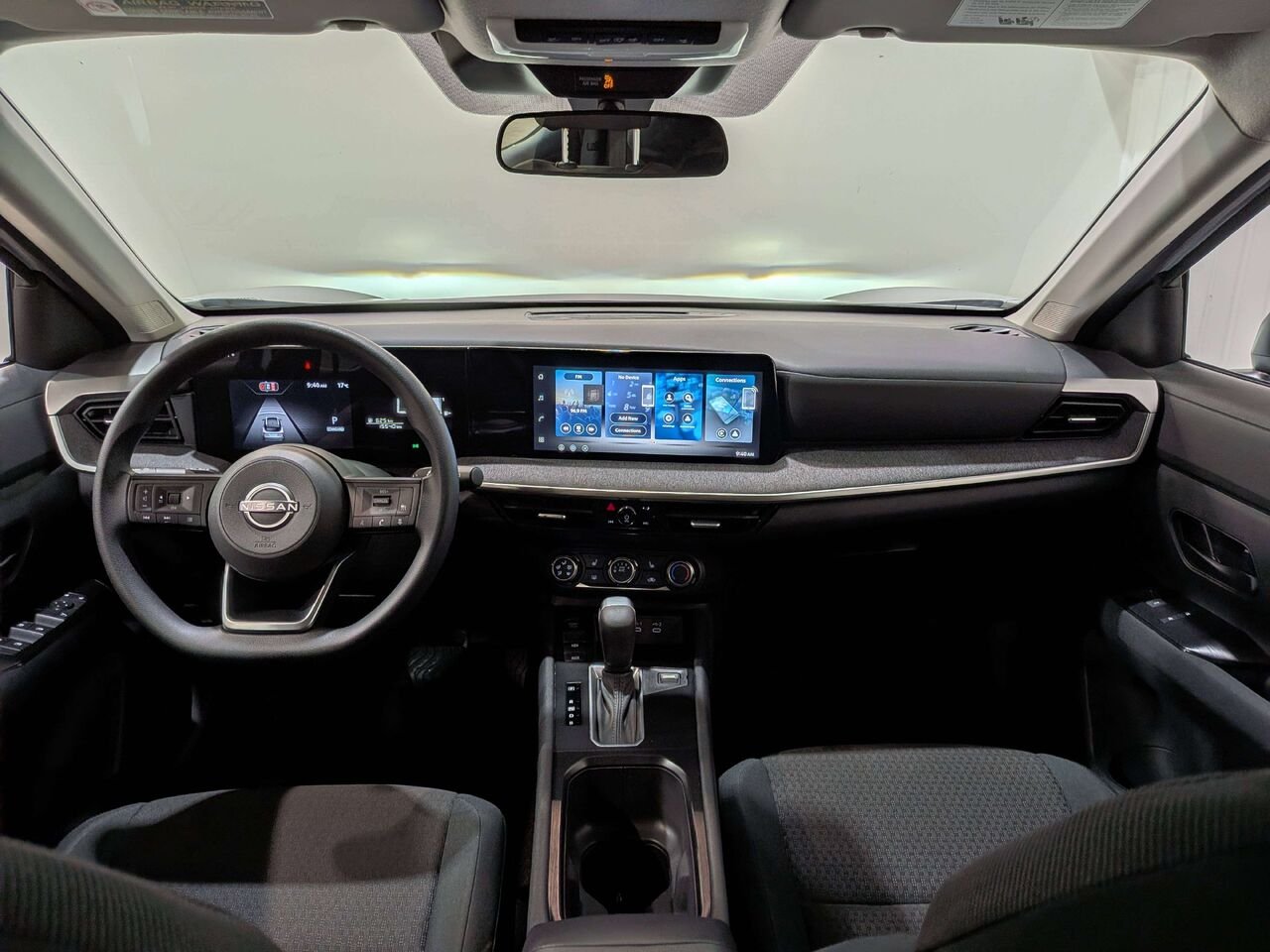 2026 Nissan Kicks S AWD White Val-David - photo #11