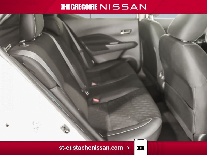 2023 Nissan Kicks White Laval - photo #28