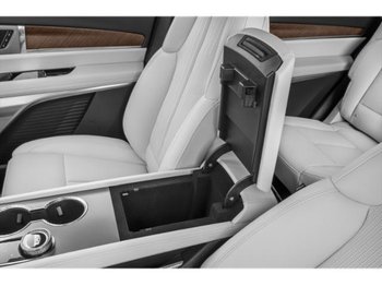 Cadillac VISTIQ Sport