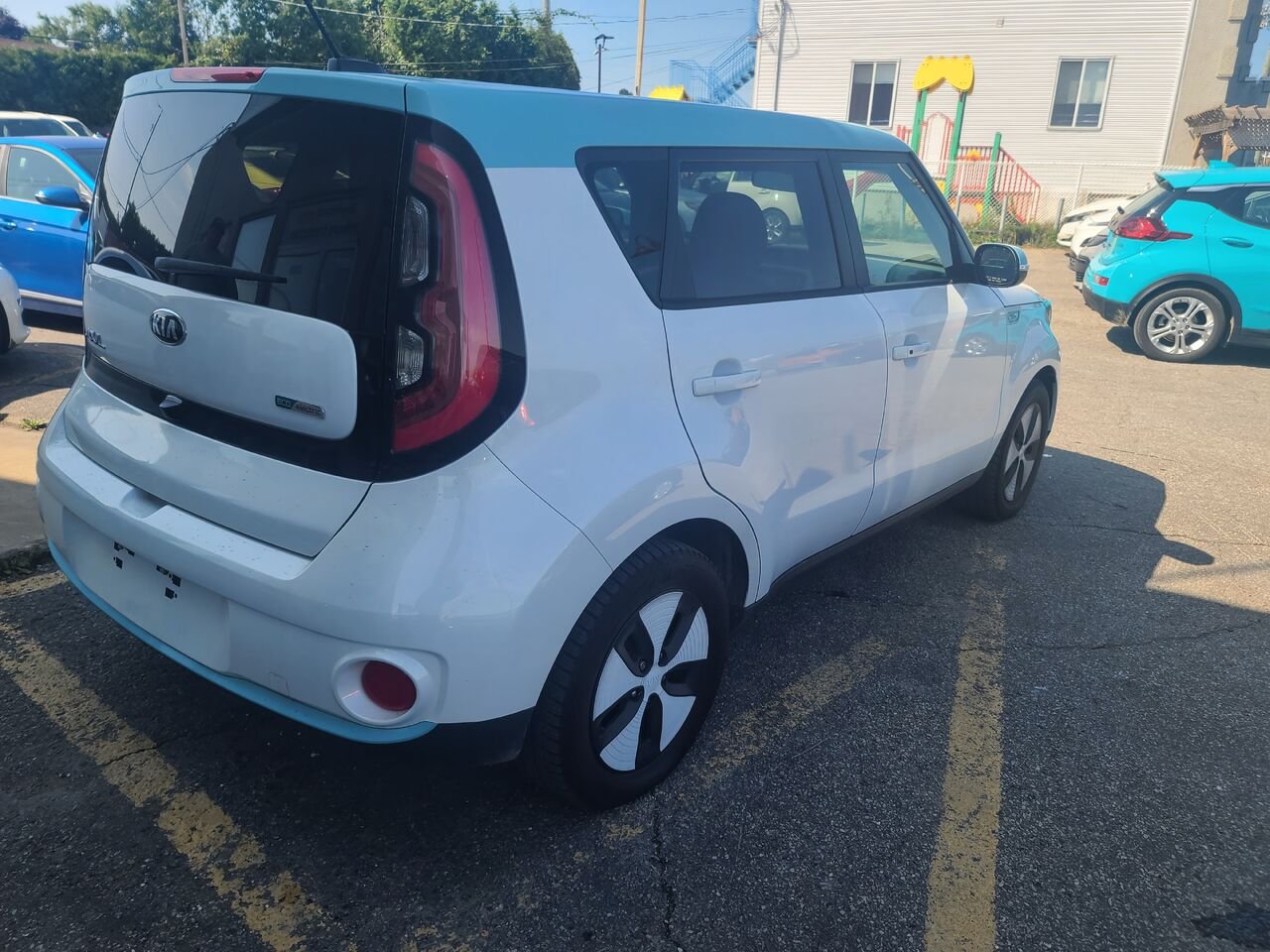 2018 Kia Soul EV White  - photo #4