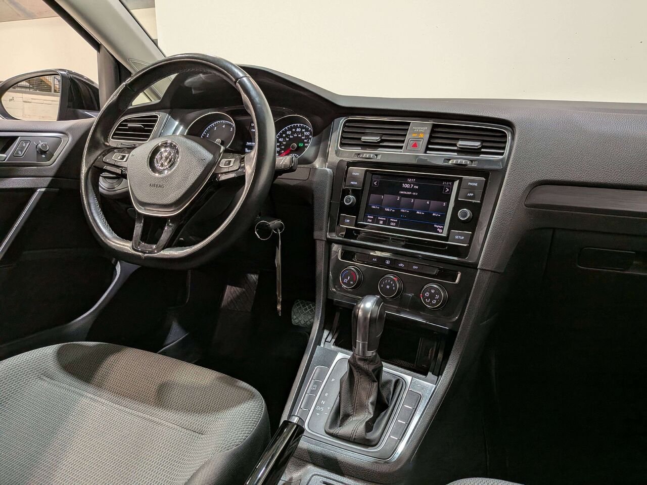 Volkswagen Golf Comfortline 5-door Auto 2019 Noir Val-David - photo #18
