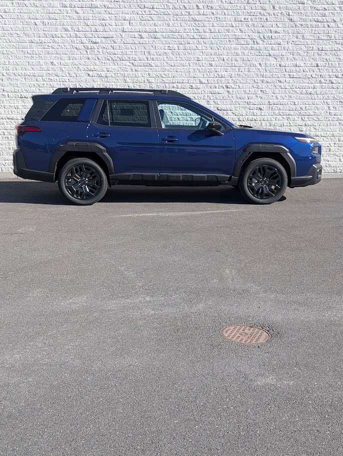 2026 SUBARU Outback LIMITED XT Sapphire Blue Pearl Saint-Hyacinthe - photo #2