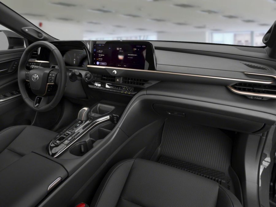 TOYOTA Crown Signia Limited TI 2026 Nuage orageux