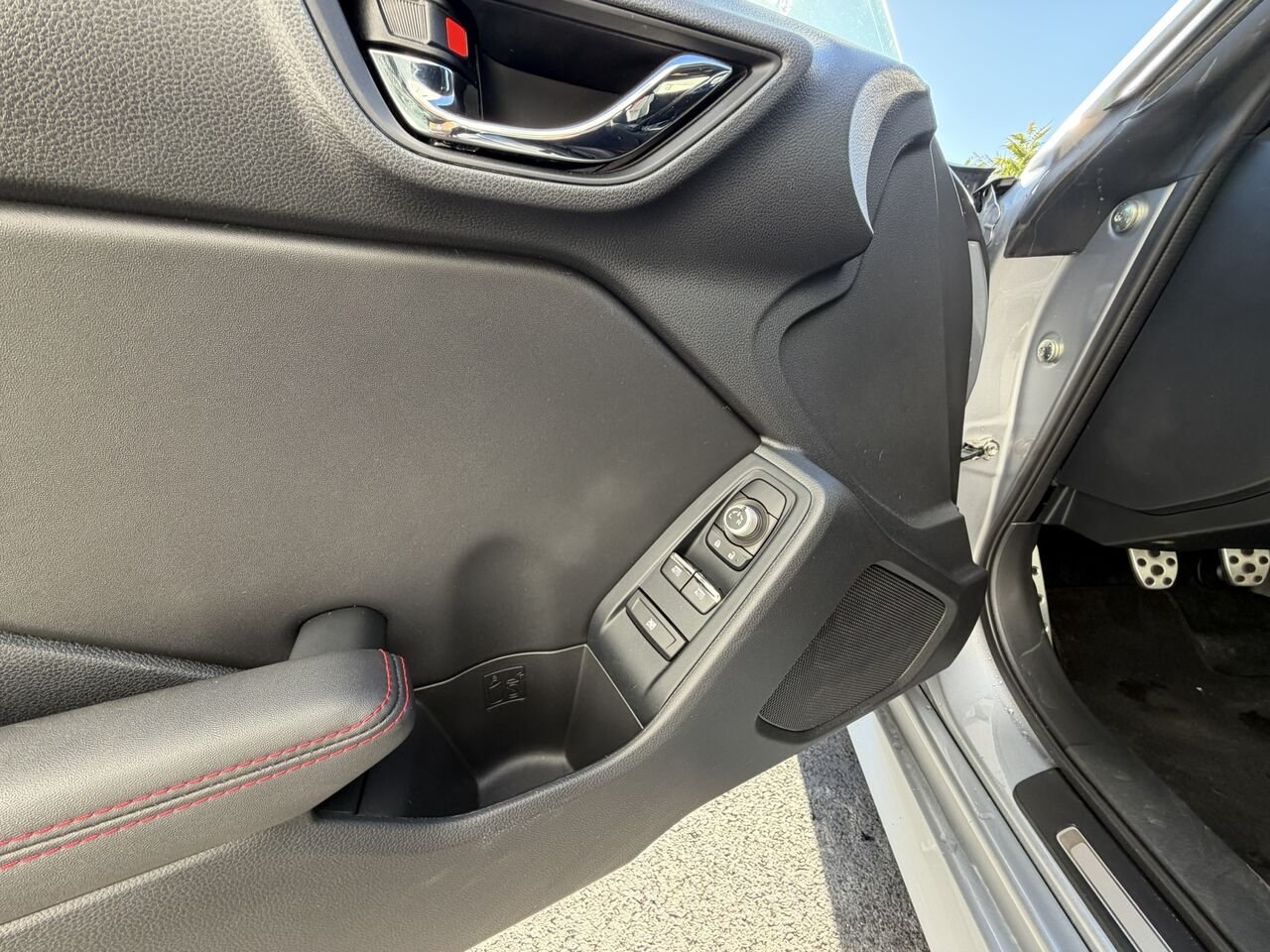 Subaru BRZ Sport-tech MANUELLE 6 VITESSES 2024 Gris Laval - photo #8