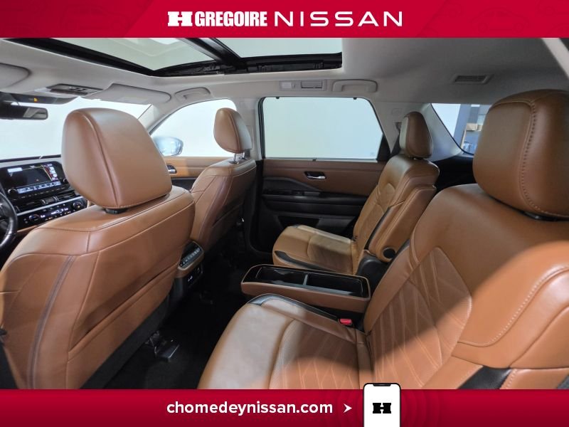 Nissan Pathfinder 2024 Blanc Laval - photo #27