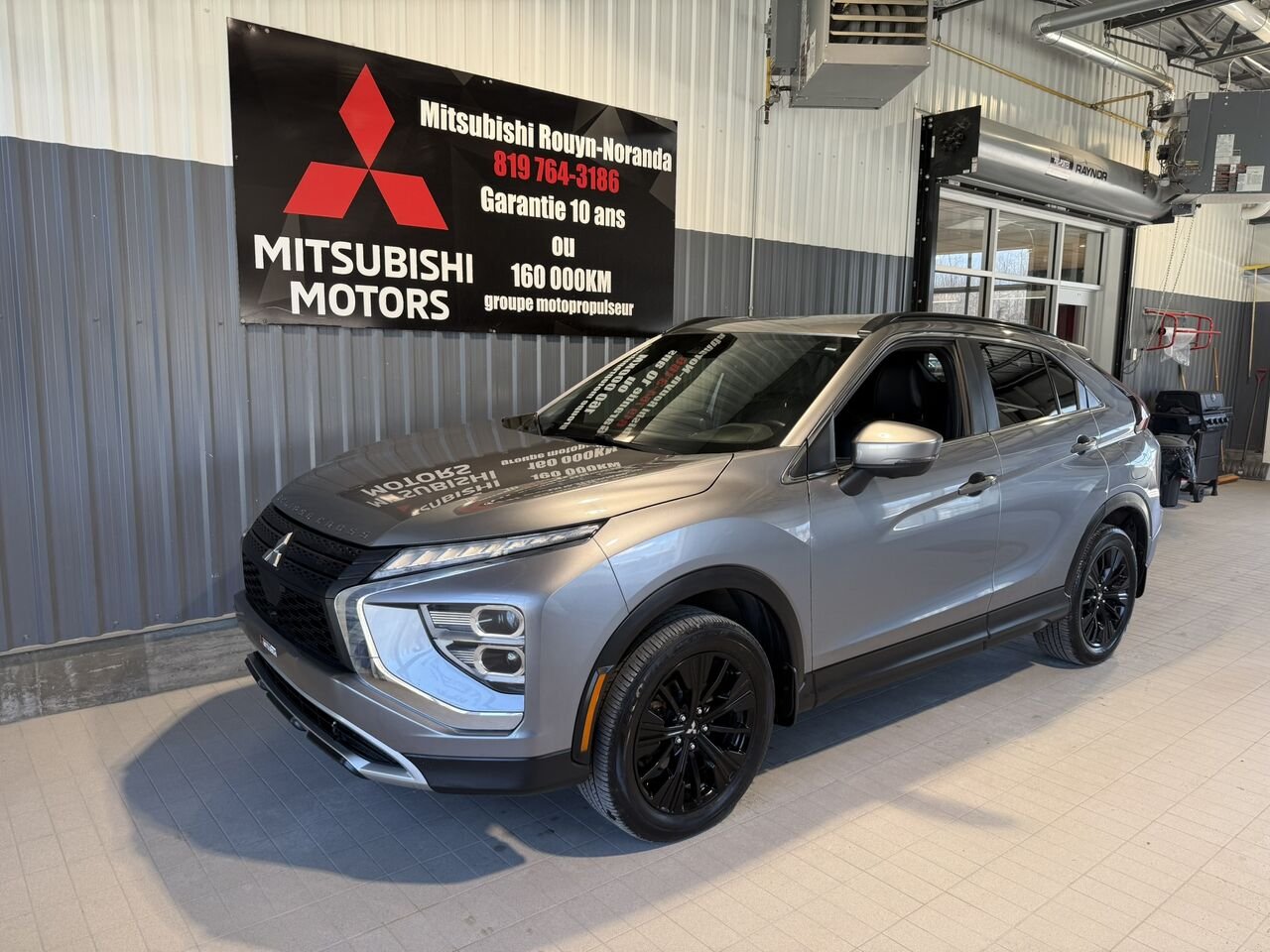 2022 Mitsubishi Eclipse Cross Grey Rouyn-Noranda - photo #0