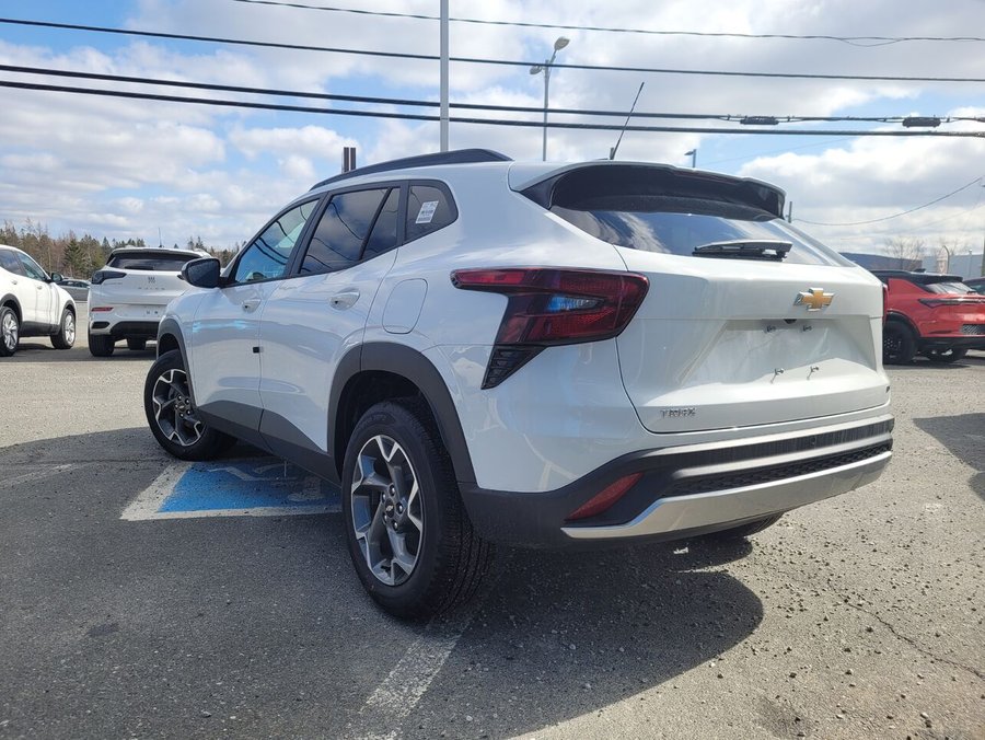 2026 Chevrolet Trax Traction avant 4 portes LT Summit White