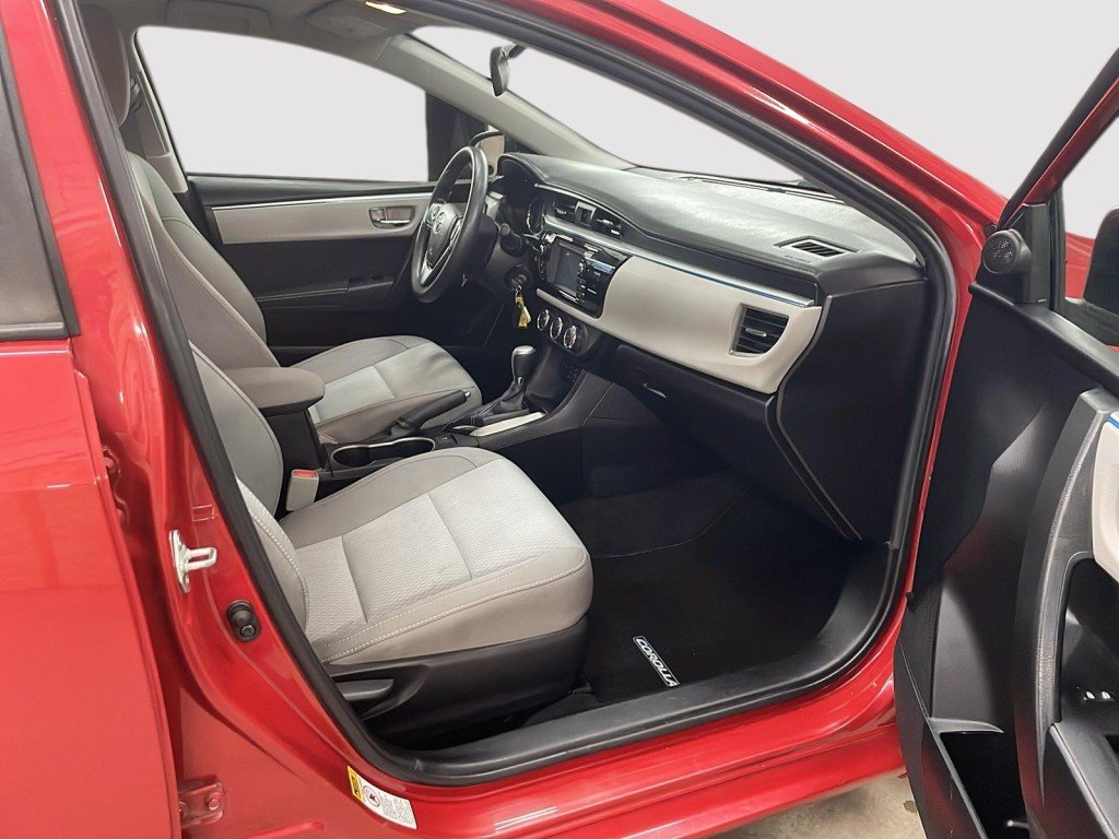 2016 Toyota COROLLA Red Amos - photo #14