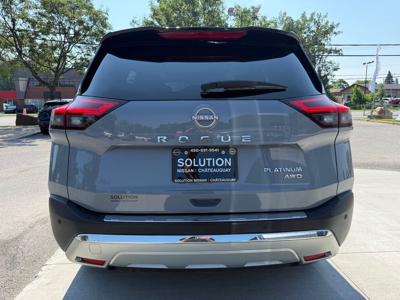 Nissan Rogue PLATINUM | JAMAIS ACCIDENTÉ✅ 2023 Gris Châteauguay - photo #5