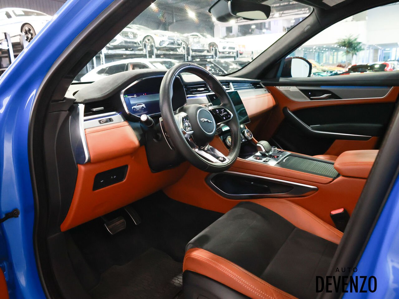 Jaguar F-PACE 2023 Bleu Saint-Eustache - photo #11
