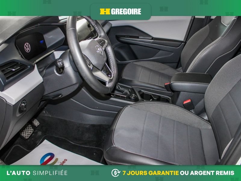 2023 Volkswagen Taos White Laval - photo #15