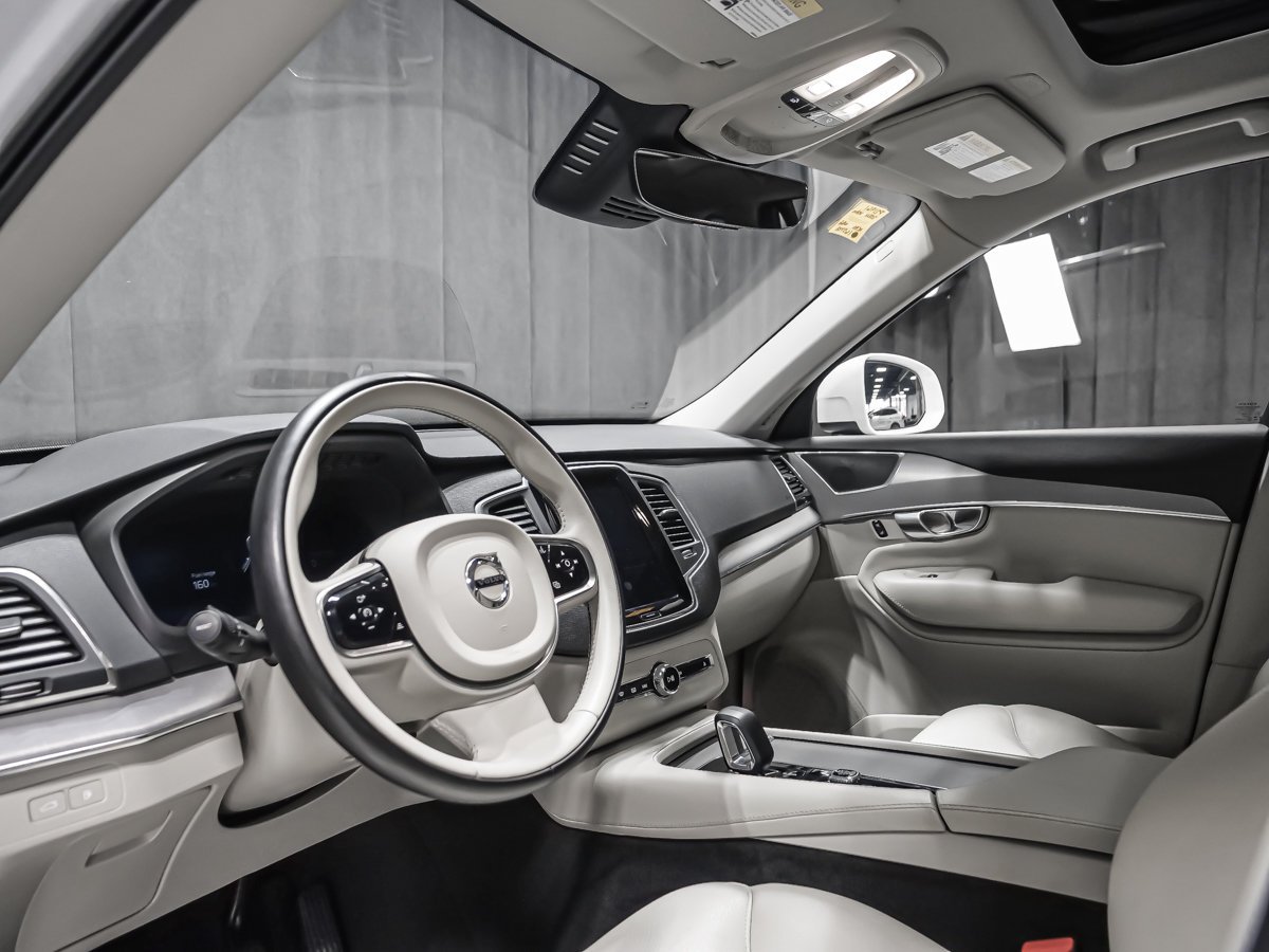 Volvo XC90 Recharge CORE BRIGHT THEME 2024 Blanc Montréal - photo #5